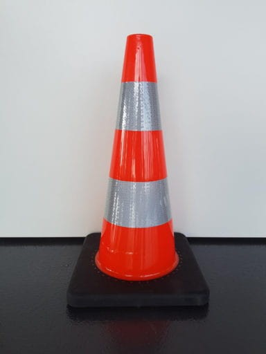 Pachołek drogowy 50 cm odblaskowy (1,7 kg) II gen standardowy pachołek do zabezpieczania robót krótkotrwałych.