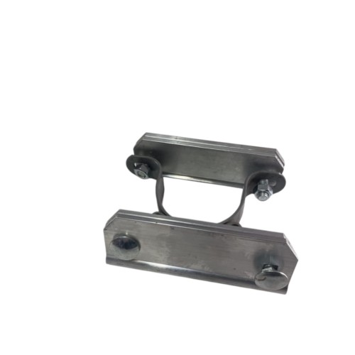 Uchwyt dwustronny do znaku drogowego aluminiowy na rurę fi 60,3 mm obejma na dwa znaki na wspólnej rurze do znaku.