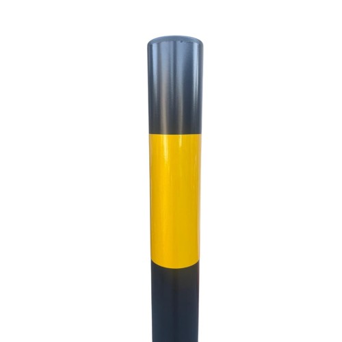 Słupek u-12c blokujący fi 60.3 mm h 1500 mm wersja do wkopania czarno żółty solidny element blokujący wjazd, przeznaczony do trwałego osadzenia w gruncie lub betonie.