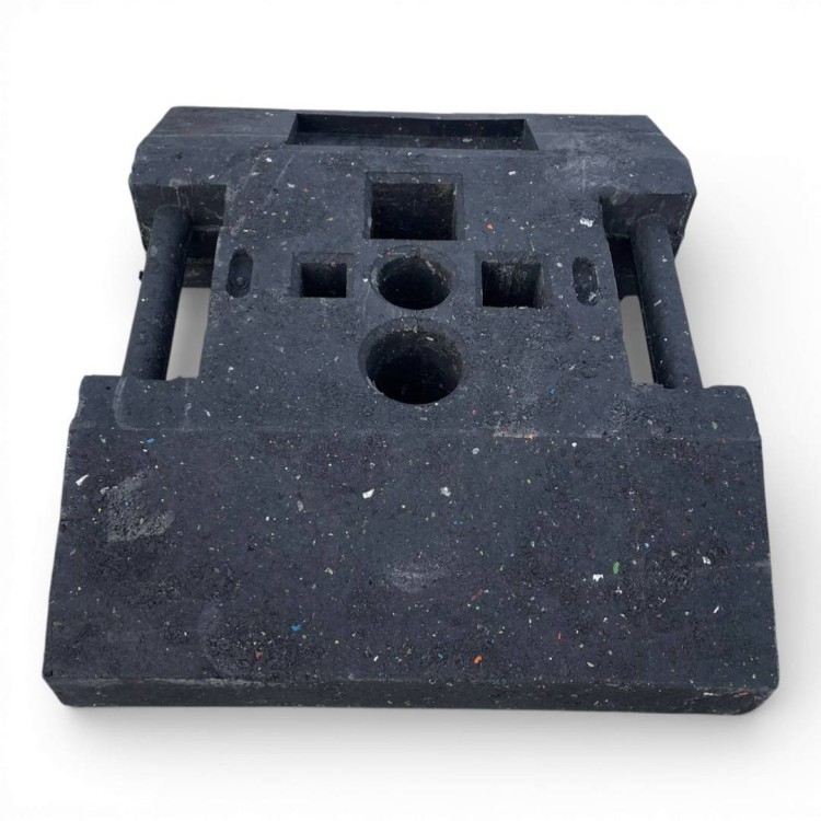 Podstawa pod znaki 15 kg PVC P010 lekka podstawa stabilizująca do tymczasowego oznakowania.