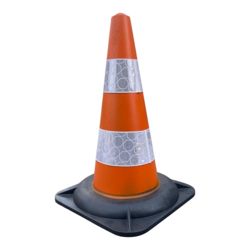 Pachołek drogowy 46 cm odblaskowy, elastyczny (1,10 kg) ms giętki pachołek z odblaskowym pasem, który nie pęka po najechaniu i zachowuje swój kształt.